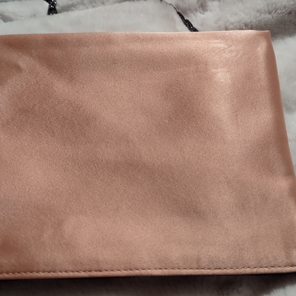 🆕 Gucci Beauty Bag repurposed to Crossbody - Picture 10 of 12